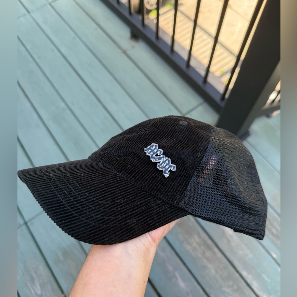 ⚡ Rock On in Style! Black Corduroy Hat w/ AC/DC Pin – One Size Fits All 🎸🖤